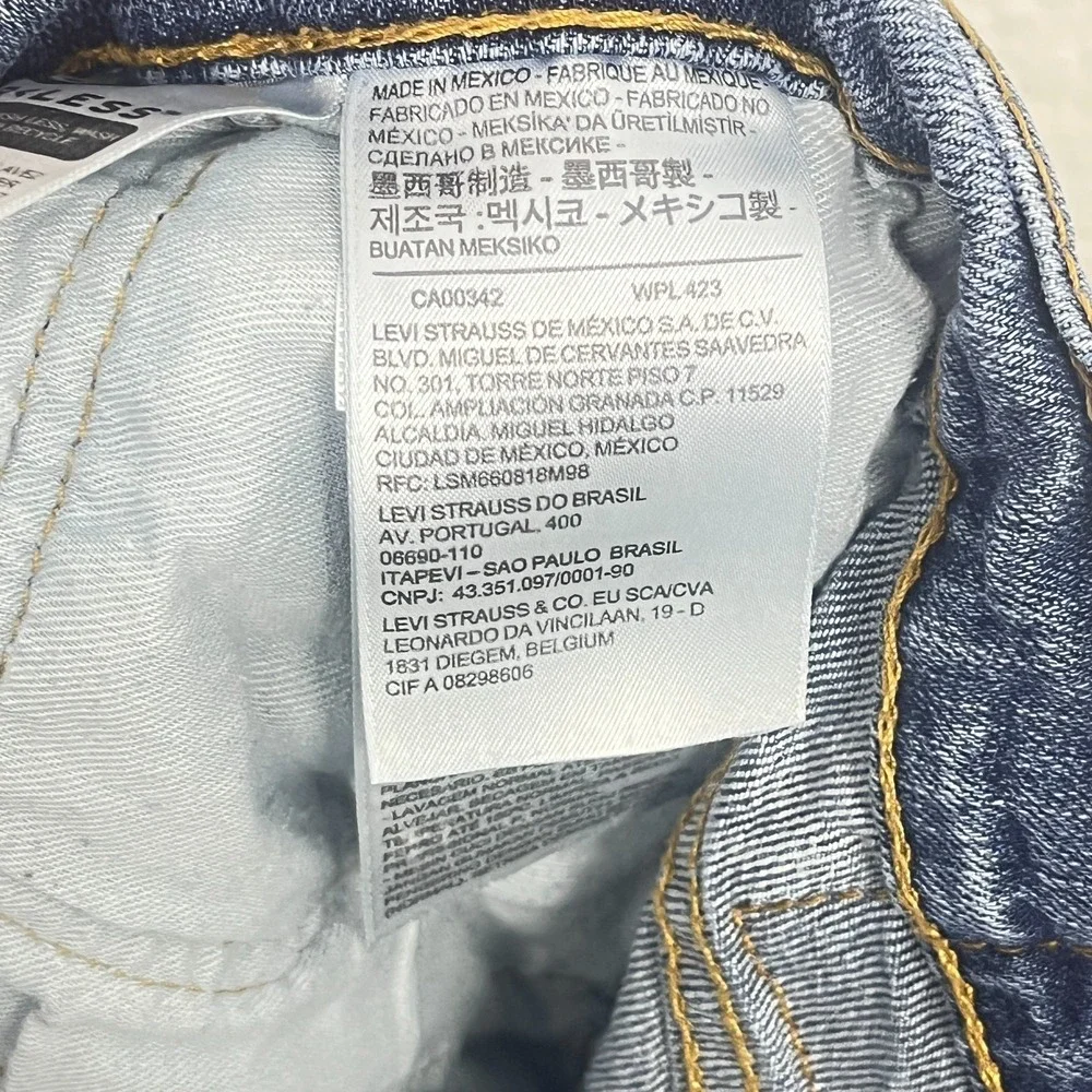 Levi's 559 Straight Leg Jeans Mens 32x34 Blue Denim Cotton Streetwear Distressed